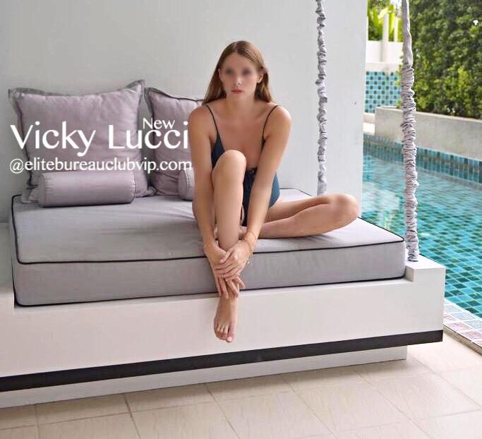 New Top Super Model Vicky Lucci