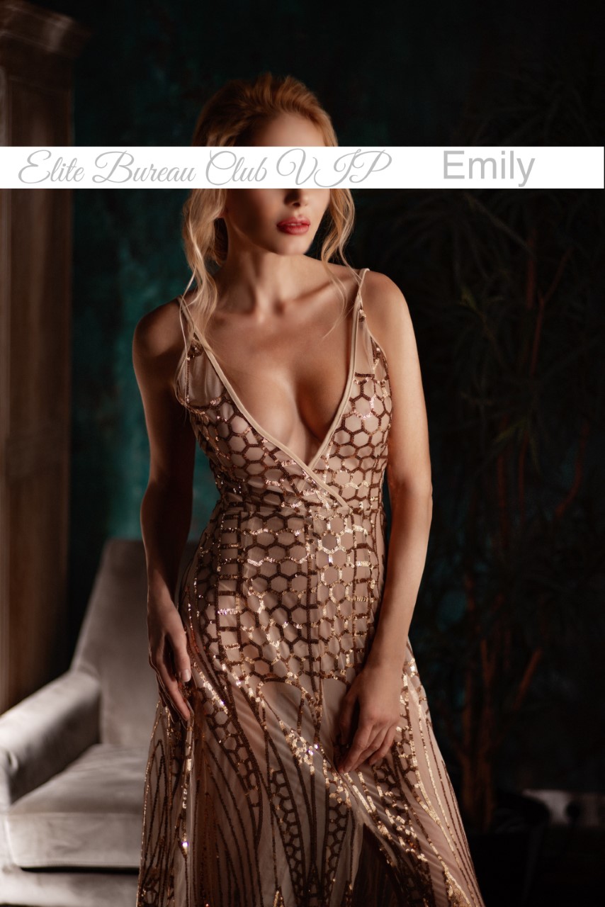 New Super Model Emily